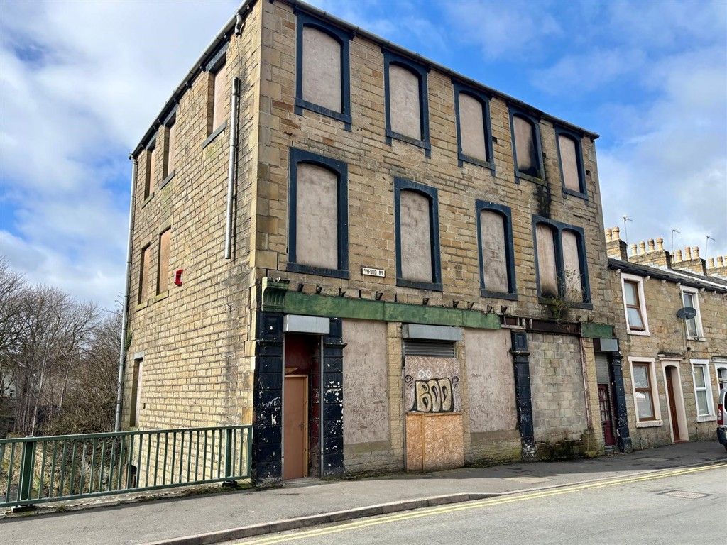 Property photo 3 of 3