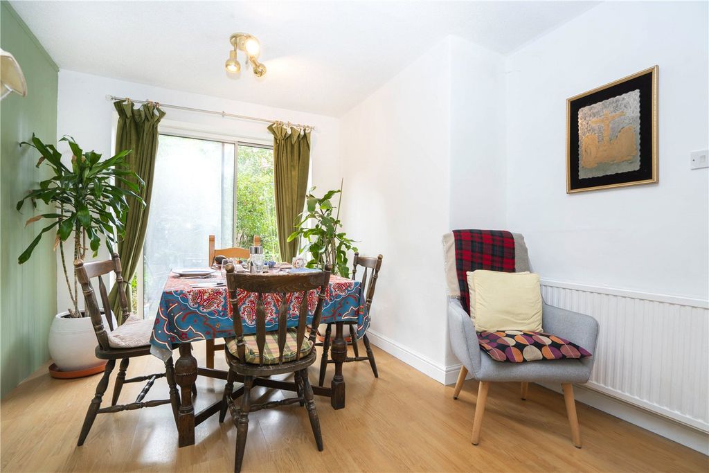 Property photo 3 of 17 Picture No. 04