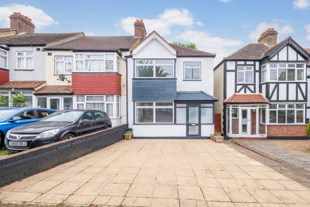 Property photo 1 of 18 Picture No. 02