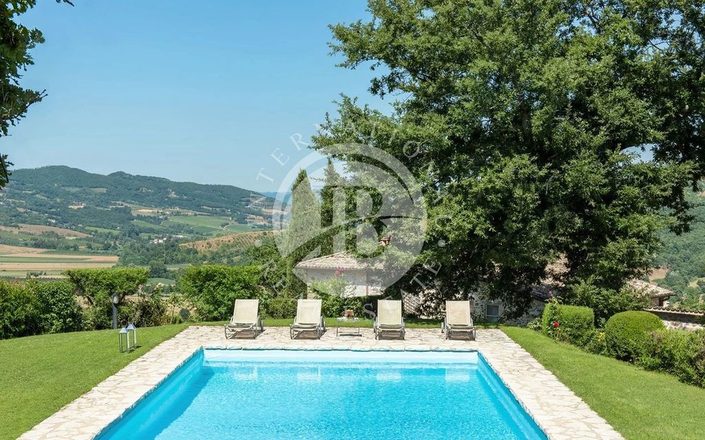 Property photo 2 of 58