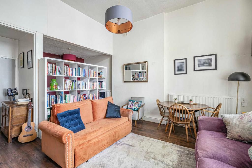 Property photo 2 of 10 Photo 2