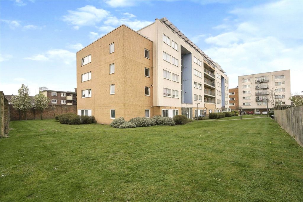 Property photo 1 of 12 Picture No. 19