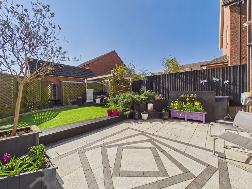 Property photo 2 of 28 Garden