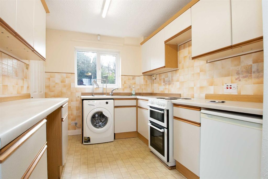 Property photo 3 of 21
