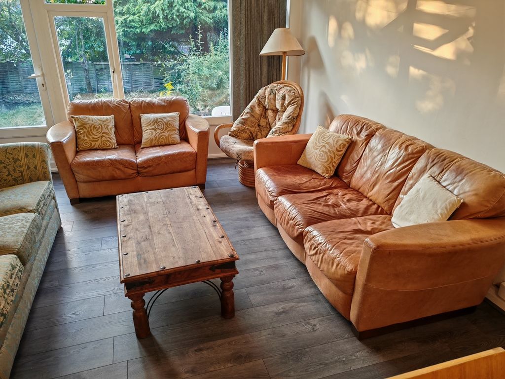 Property photo 2 of 30