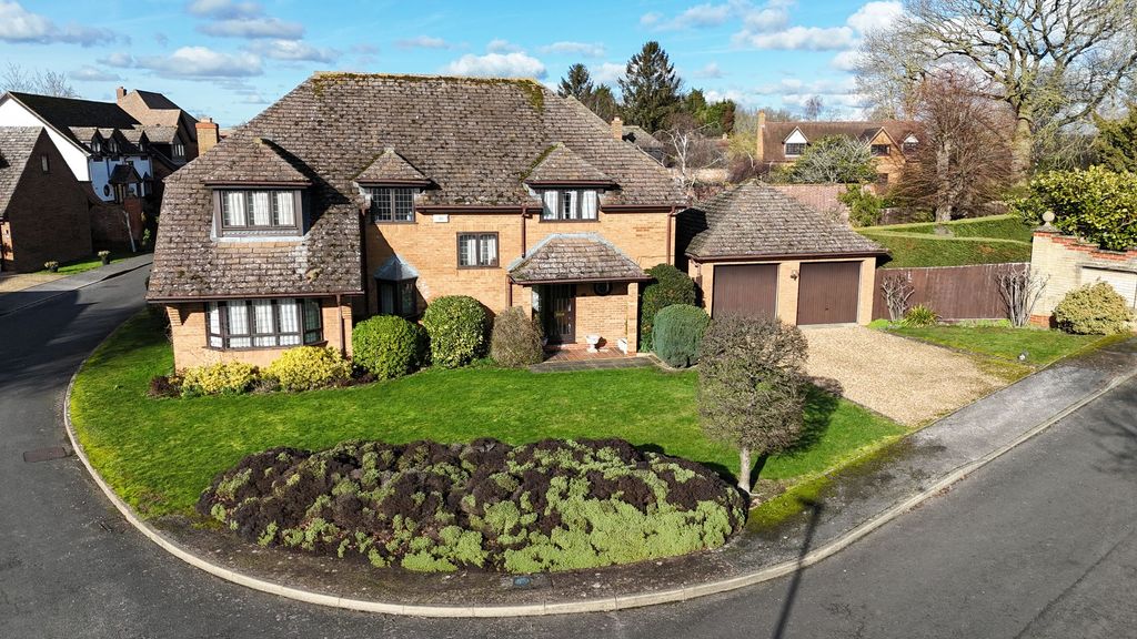 Property photo 1 of 24