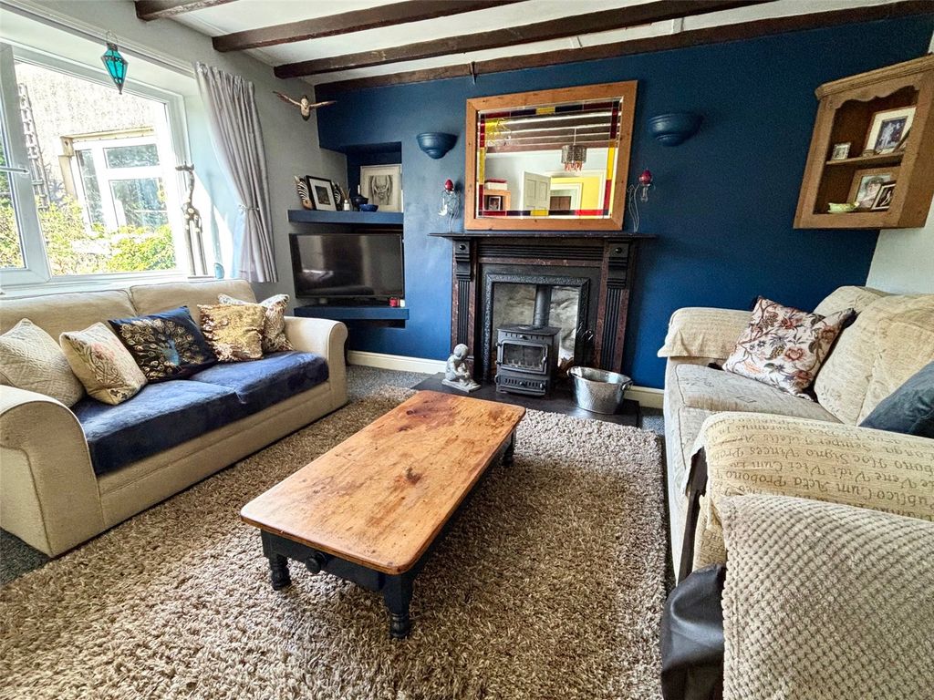 Property photo 2 of 31 Picture No. 03