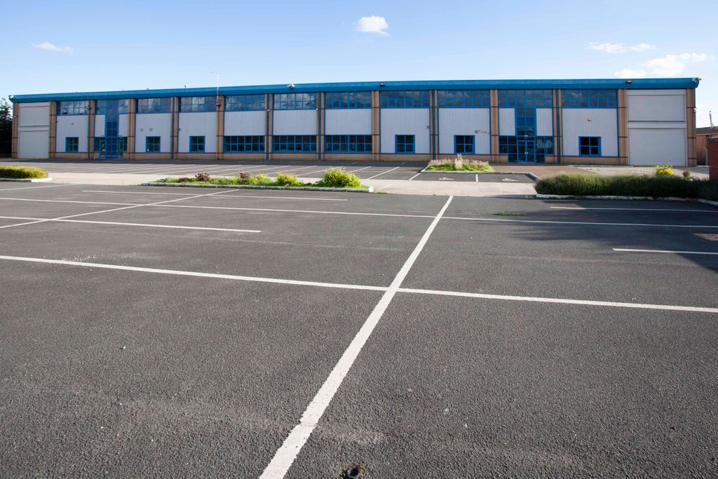 Property photo 2 of 6