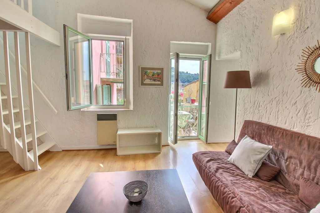 Property photo 3 of 36