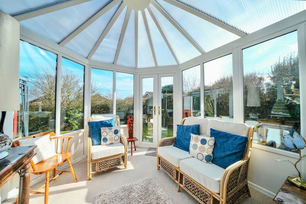 Property photo 3 of 31