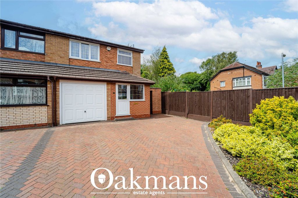 Property photo 2 of 22 Picture No. 24