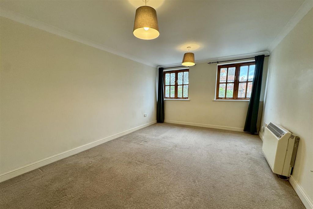 Property photo 2 of 13 Img_2583.Jpg