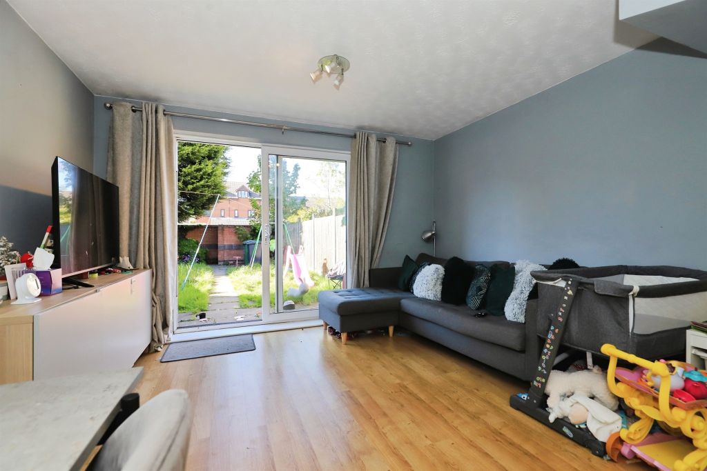 Property photo 3 of 15