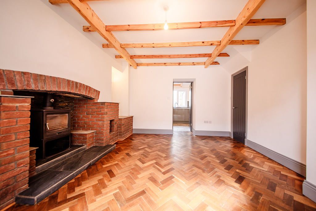 Property photo 3 of 33