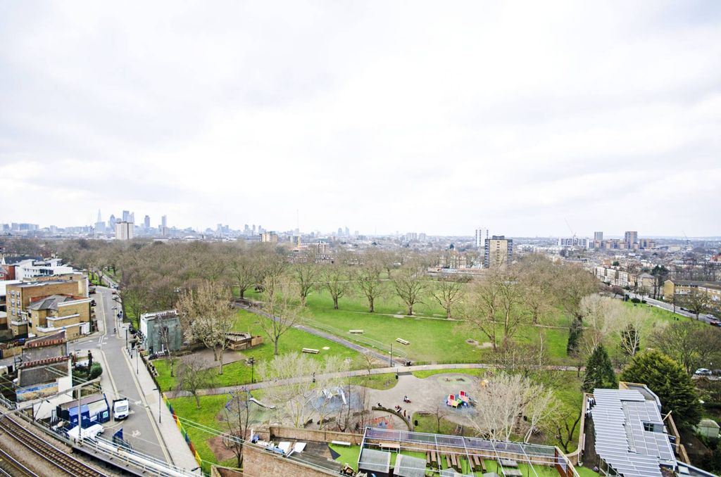 Property photo 3 of 11