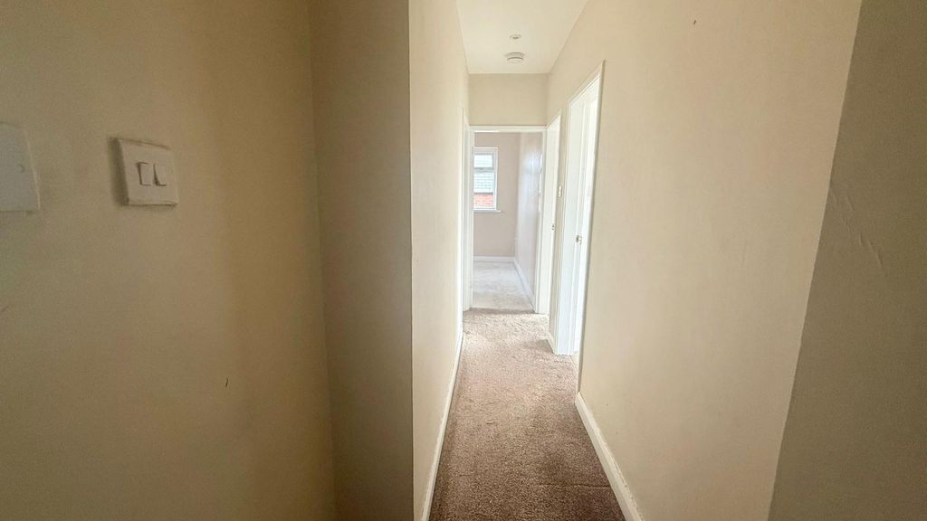 Property photo 2 of 14 Whatsapp Image 2026-03-27 At 9.52.03 Am (1).Jpeg