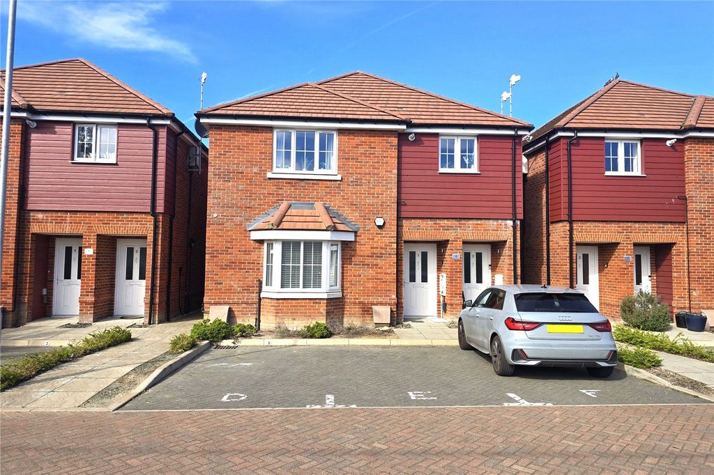 Property photo 1 of 16 Picture No. 17