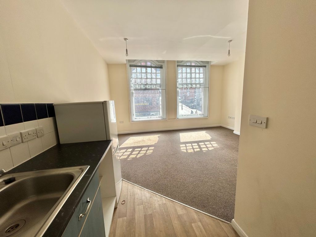 Property photo 2 of 9 Image