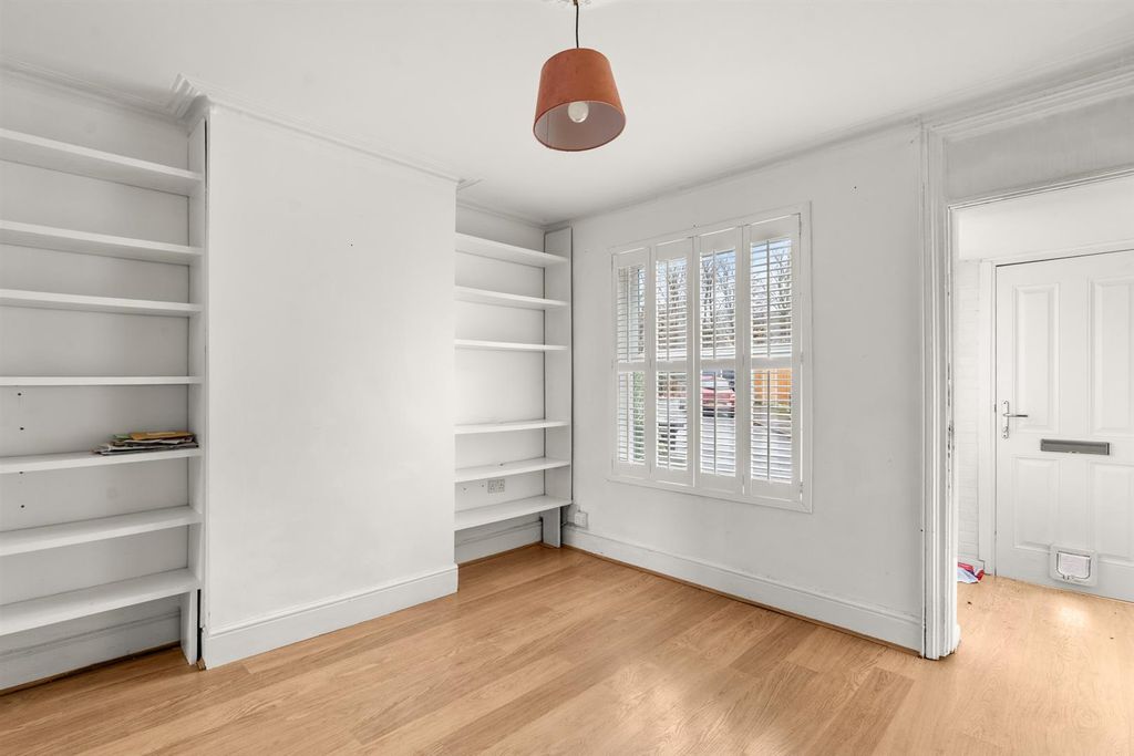 Property photo 2 of 17 34Morleyst-006.Jpg