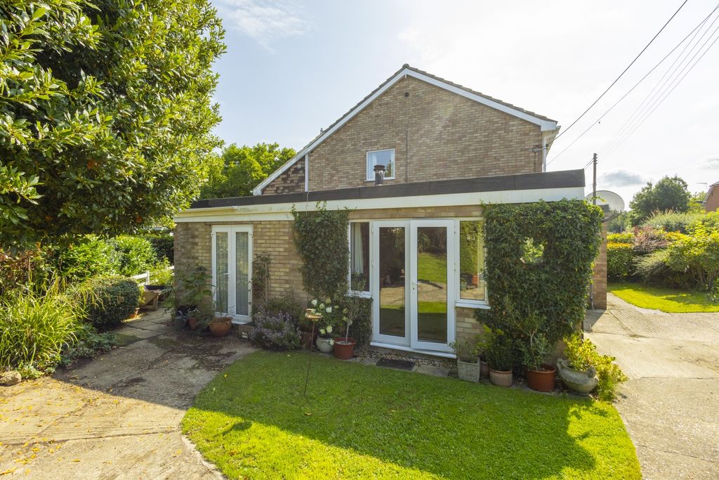 Property photo 1 of 22 Rear 1