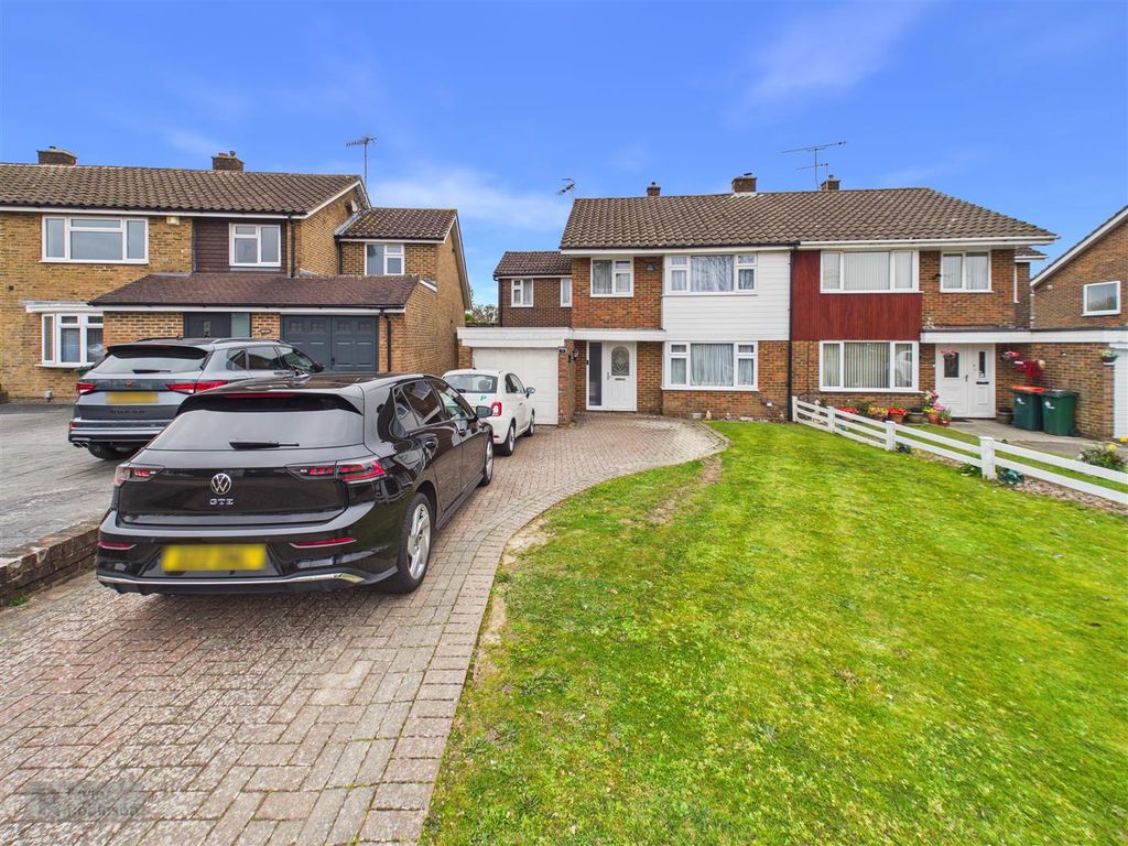 Property photo 1 of 15 Cam02600G0-Pr0683-Still024.Jpg