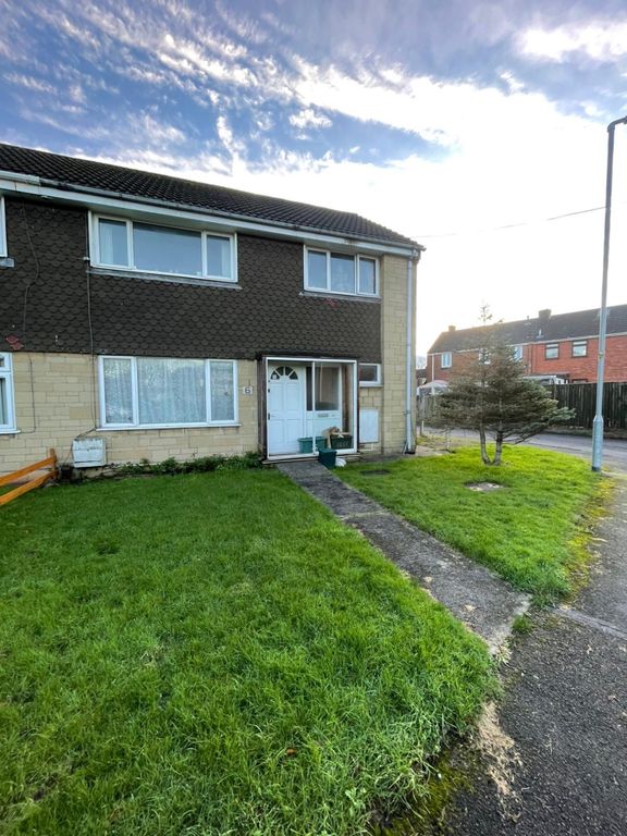 Property photo 1 of 18 A Welcoming Exterior View Of The Property With A W...