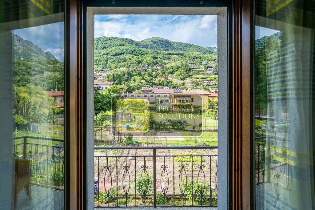 Property photo 1 of 28