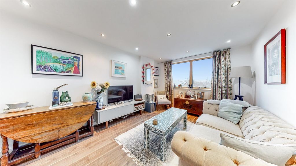 Property photo 1 of 5 6.Jpg