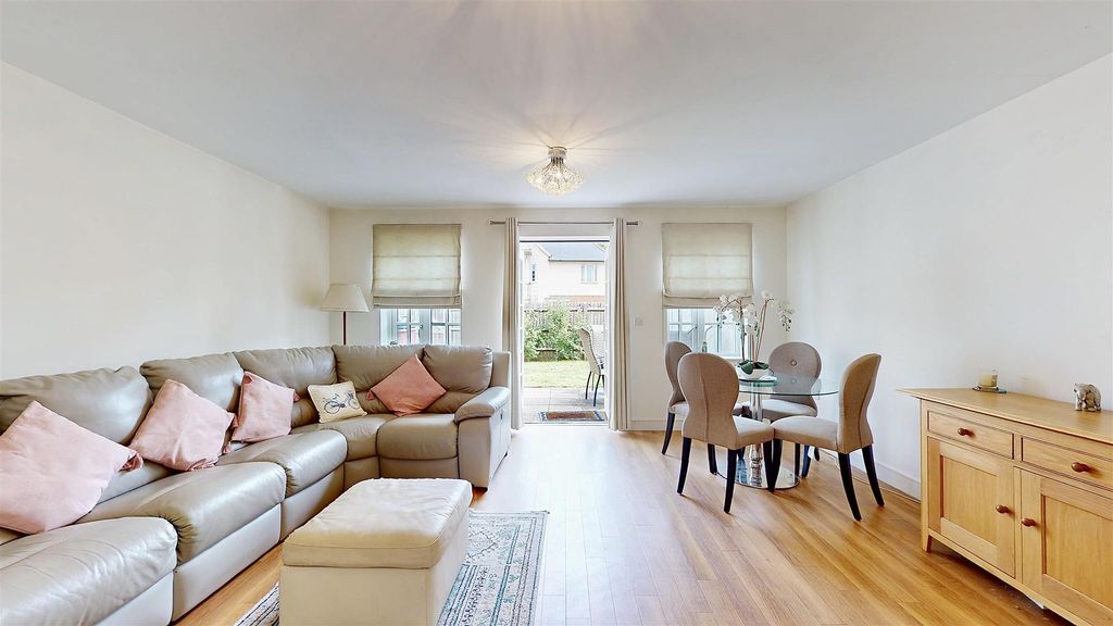 Property photo 2 of 18 P6.Jpg