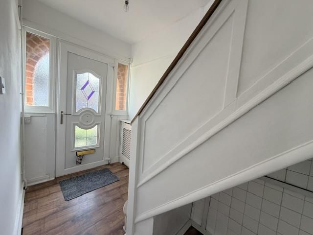 Property photo 3 of 15 Entrance Hallway Alt.Jpeg