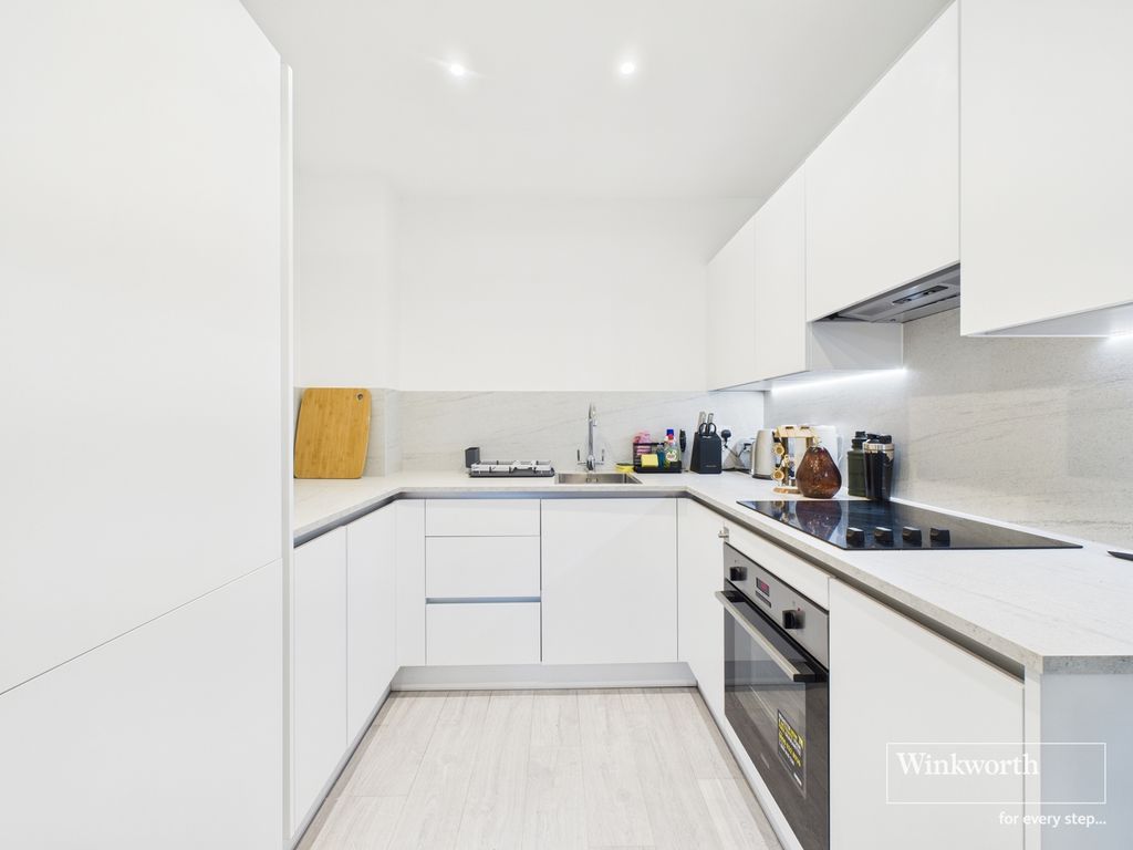 Property photo 2 of 7 Kitchen