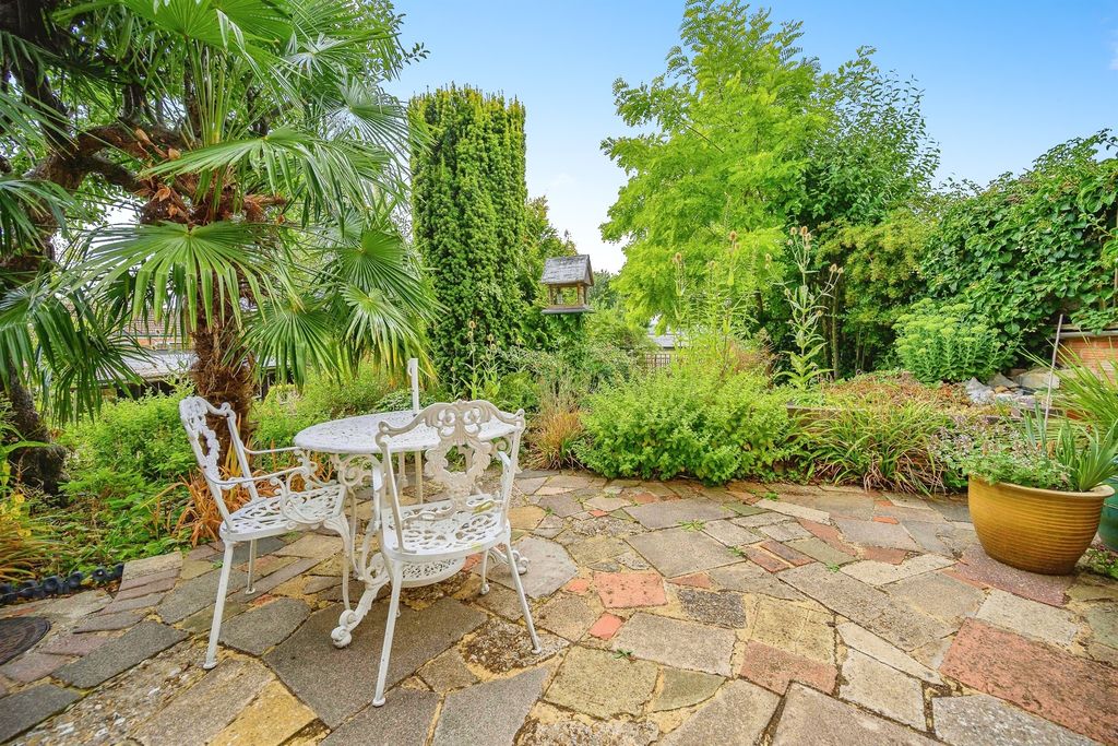 Property photo 3 of 22