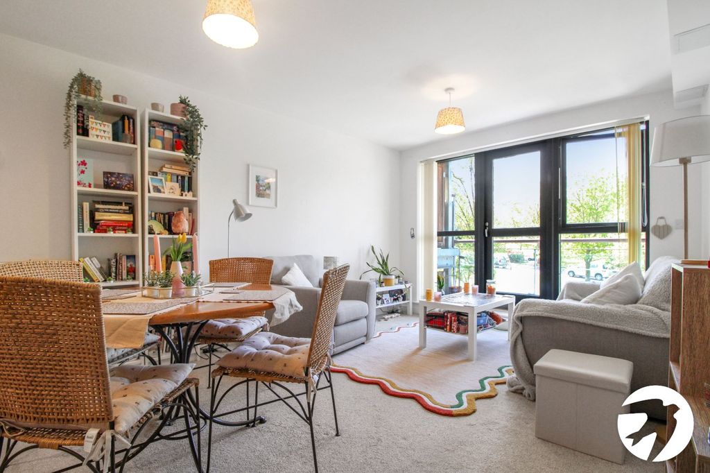 Property photo 3 of 7 Picture No. 14