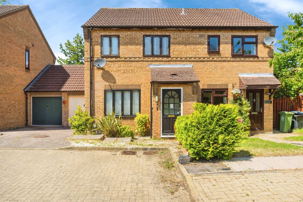 Property photo 1 of 17