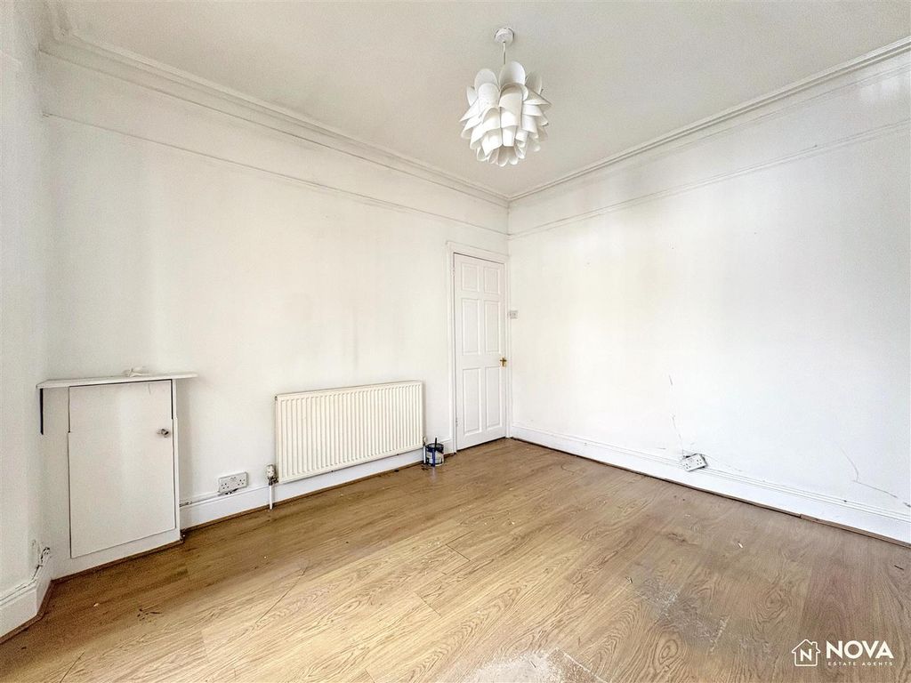 Property photo 3 of 16 Img_0648.Jpg