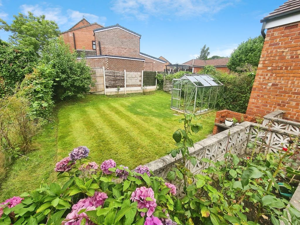 Property photo 2 of 19 Picture No. 04