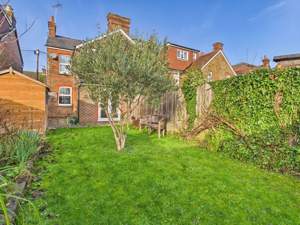 Property photo 2 of 11