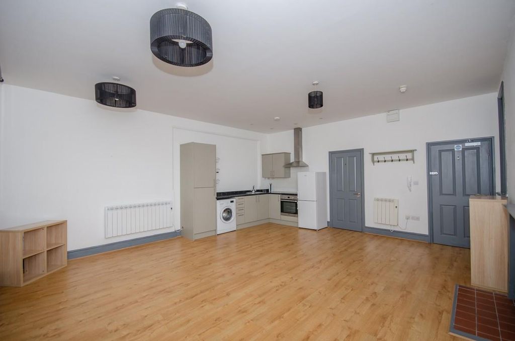 Property photo 2 of 10 Living Room.Jpg