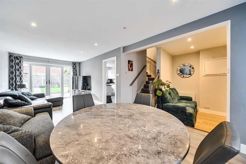 Property photo 2 of 17 1535930 (5).Jpg