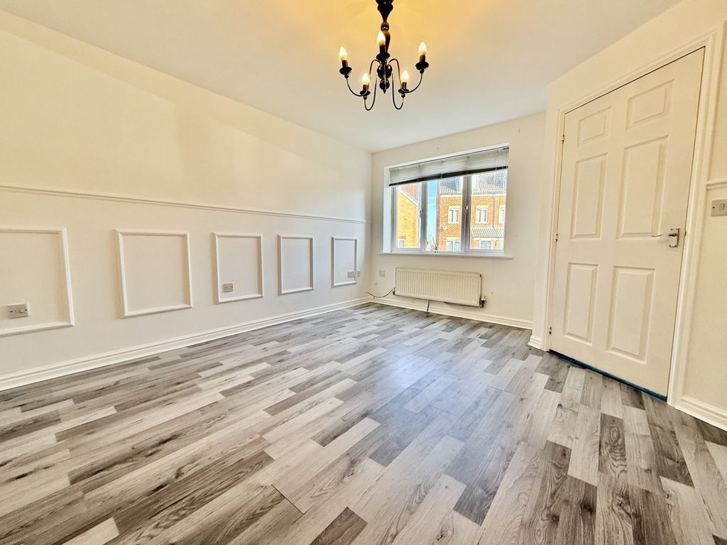 Property photo 2 of 12 Img_5733