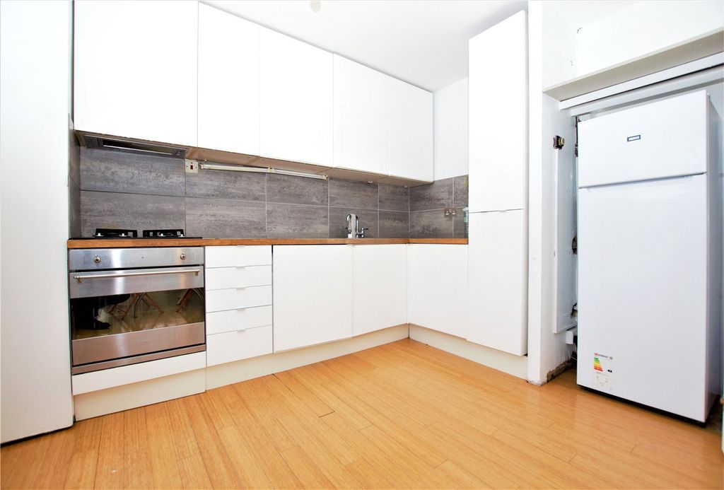 Property photo 3 of 12 Picture No. 09