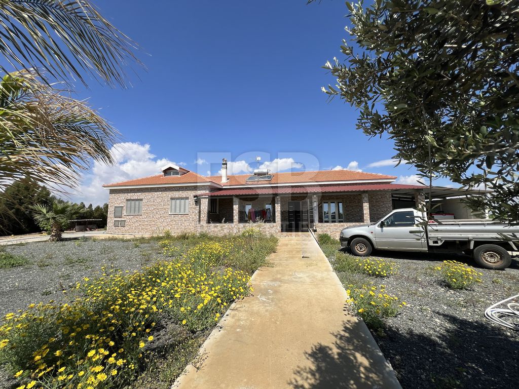 Property photo 2 of 16