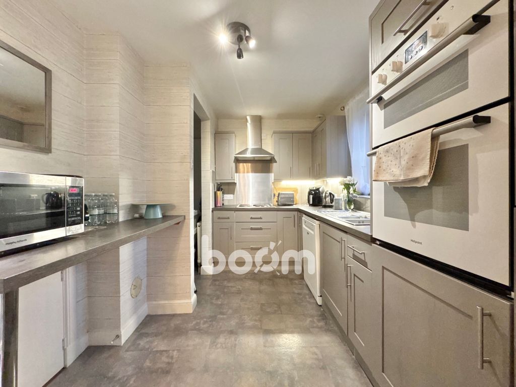 Property photo 3 of 30 Img_5081