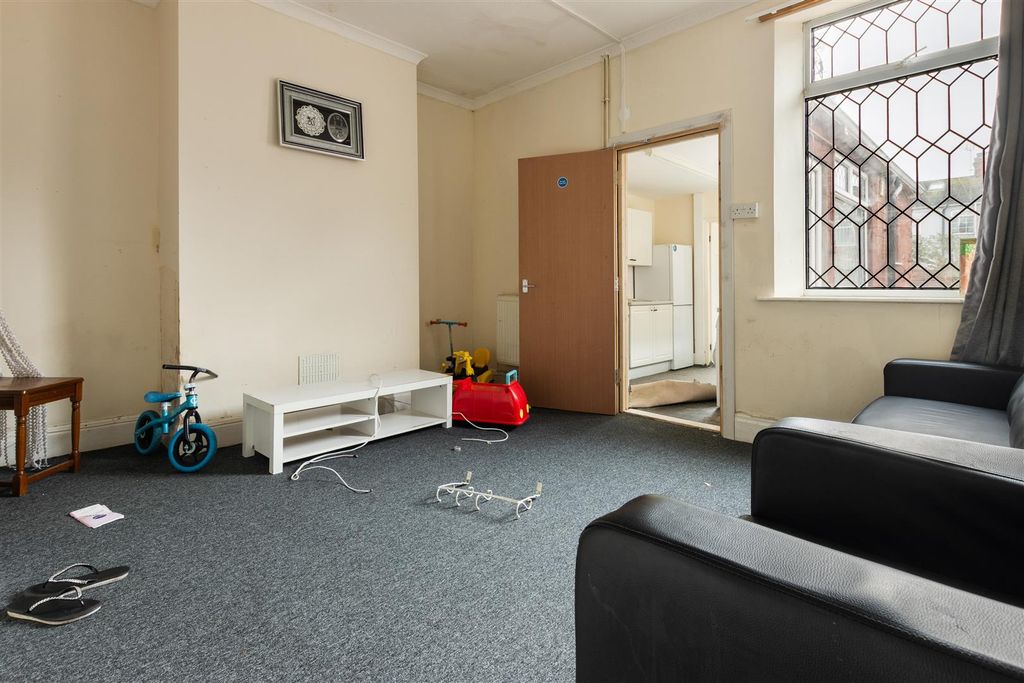 Property photo 2 of 12 Img_5314.Jpg