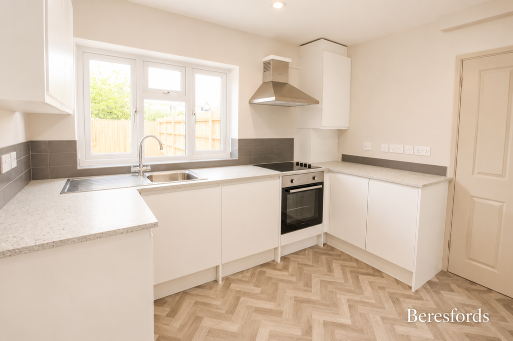 Property photo 3 of 10 Kitchen
