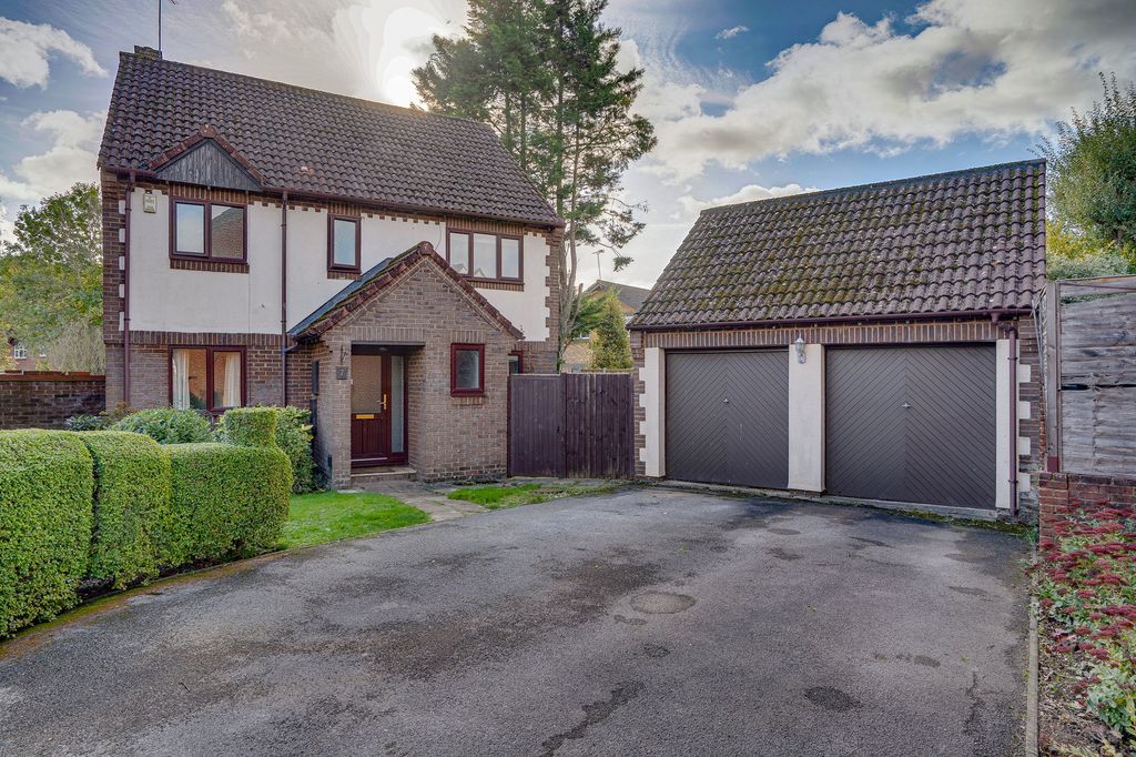 Property photo 1 of 16