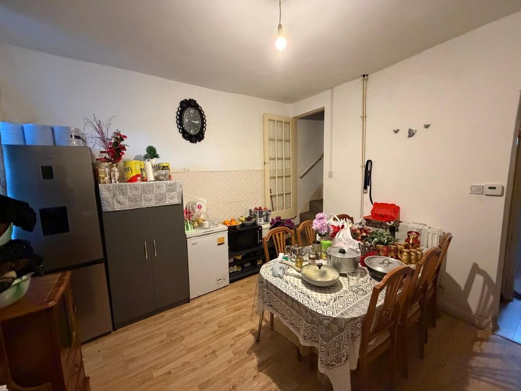 Property photo 3 of 13 2.Jpeg