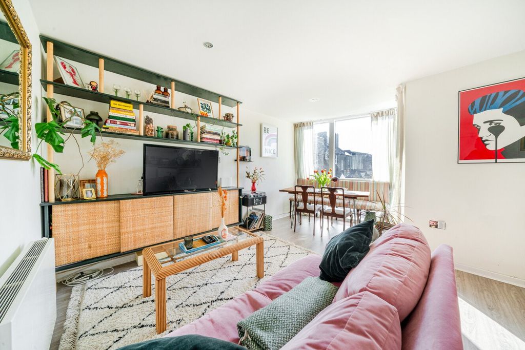 Property photo 1 of 15 Picture No. 09