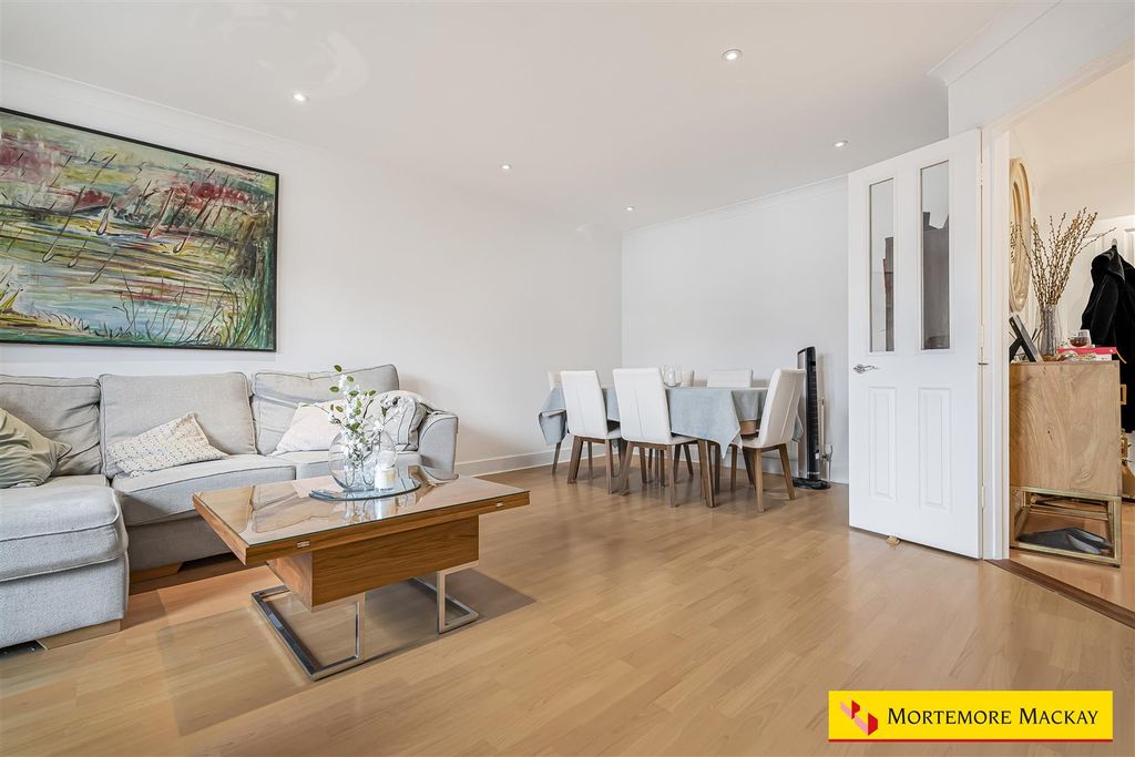 Property photo 3 of 20 22_70334_Watermarked.Jpg