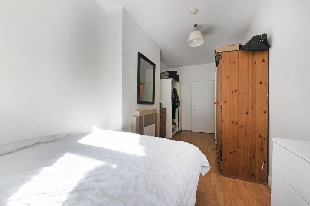 Property photo 3 of 3